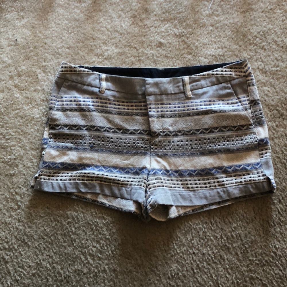 Patterned shorts